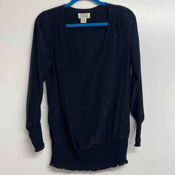 Primrose Blouse Silk Elegant Scoop Neck Smocked Cuff and Hem Black Size Medium - Picture 16 of 16